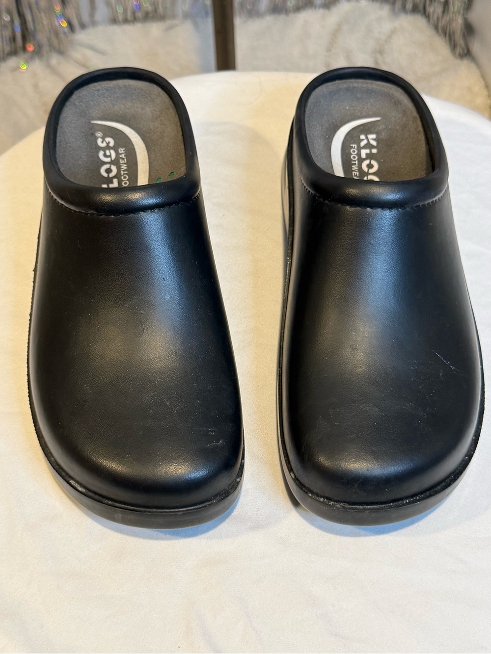 Klogs Black Slip-On Comfort Clogs